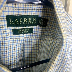 Lauren by Ralph Lauren - excellent condition - no iron classic button up